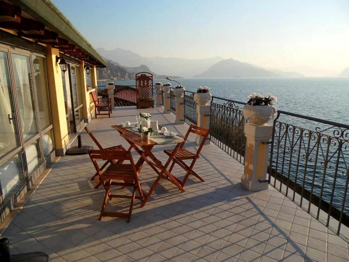 Belvilla By Oyo Maison Jaune Marone 0*,  Italia